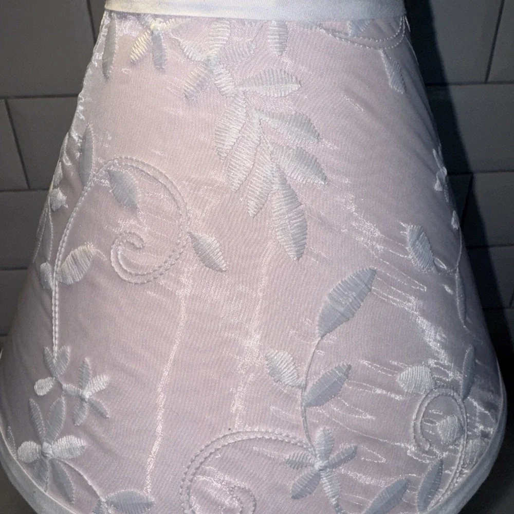 Pink Milk Glass Like Lamp With Clear Lucite Base Pink Embroidered Lamp Shade0041
